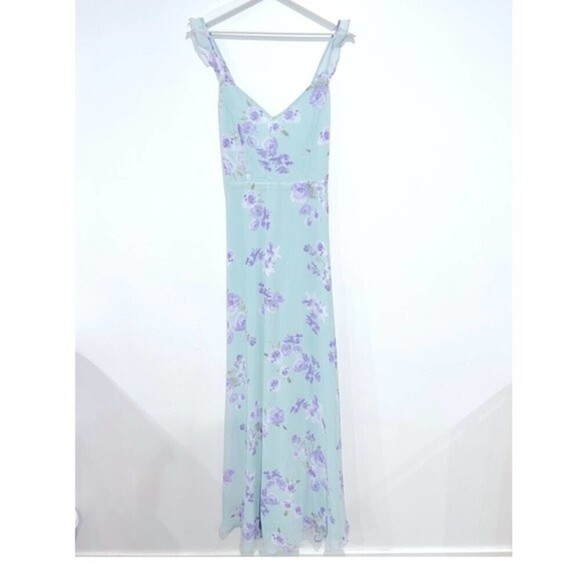 Lulu’s Floral Maxi Dress - Picture 4 of 10